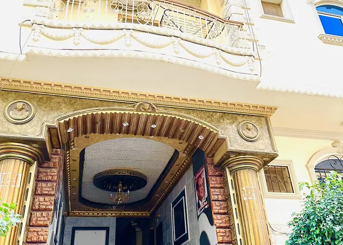 Daire Karibu House Sheraton Road